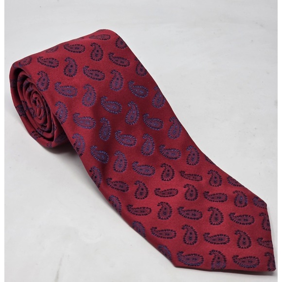 FACONABLE Red Paisley 100% Silk Tie Hand Made in Italy - Picture 2 of 5